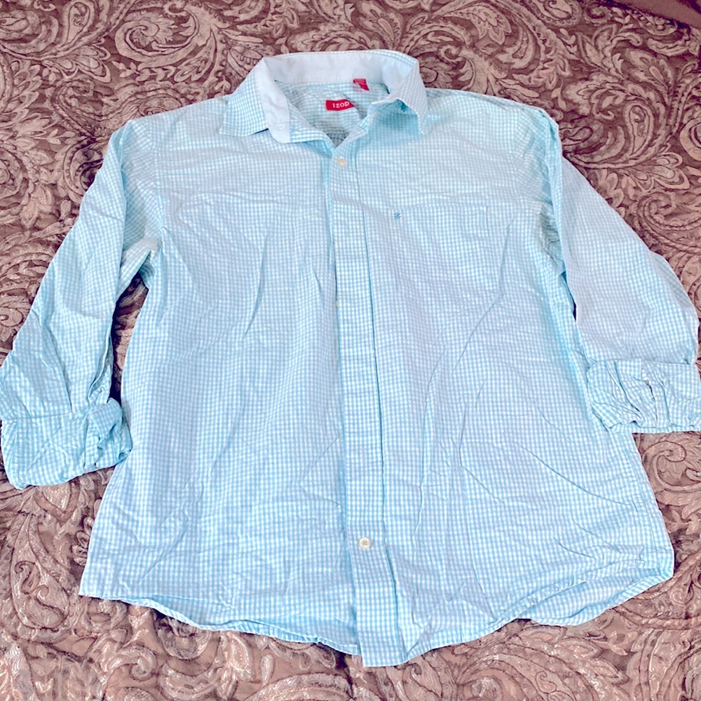 IZOD M Men’s light blue and white long sleeve dress shirt. Only worn once!